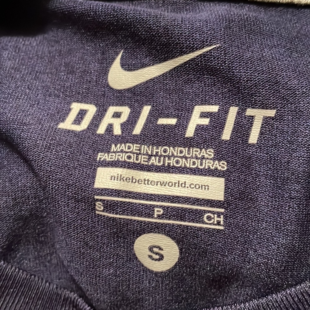 Dri-Fit Seahawks Tee Shirt - Picture 2 of 2